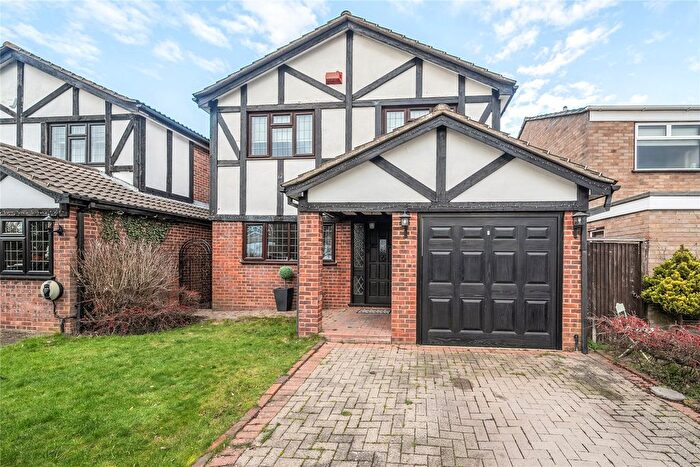 4 Bedroom Detached House For Sale In Hilborough Way, Farnborough Village, BR6