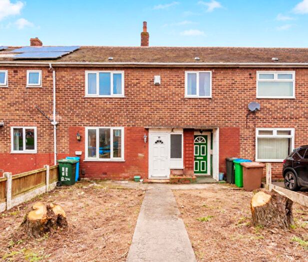 3 Bedroom Terraced House For Sale In Rowrah Crescent, Middleton, Manchester, M24