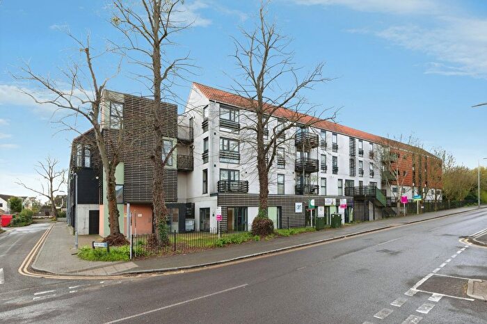 2 Bedroom Flat For Sale In Upper Chase, Chelmsford, CM2