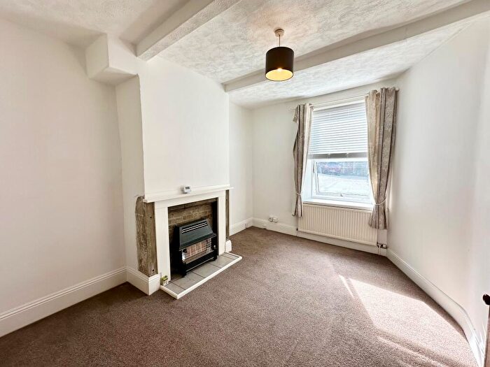 2 Bedroom Apartment To Rent In High Street, Luddenden, HX2