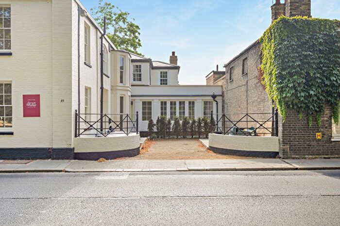 4 Bedroom Semi Detached House For Sale In Emmanuel Road, Cambridge, Cambridgeshire, CB1
