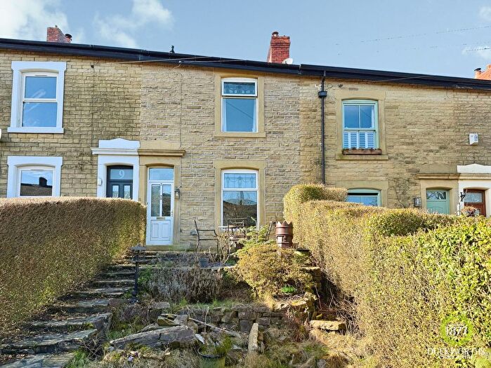 3 Bedroom Terraced House For Sale In Carus Avenue, Hoddlesden, BB3