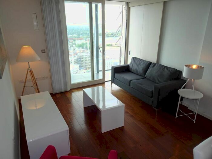 2 Bedroom Flat To Rent In Holloway Circus Queensway, Birmingham, B1