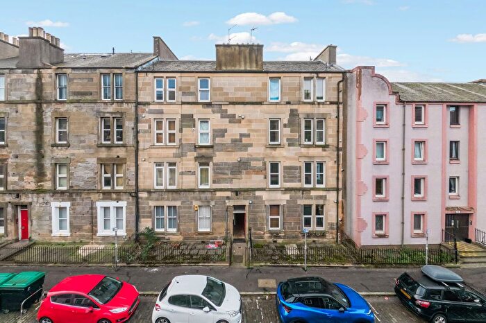 1 Bedroom Flat For Sale In Springwell Place, Edinburgh, EH11