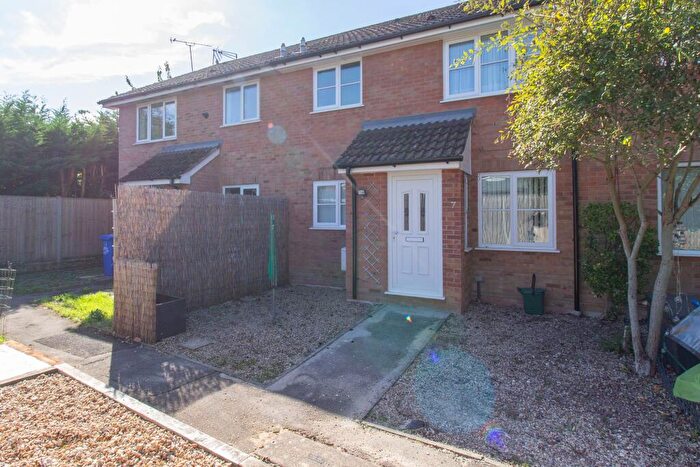 1 Bedroom Terraced House To Rent In The Cedars, Fleet, GU51