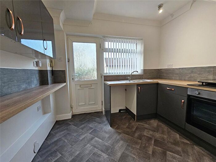 1 Bedroom Apartment To Rent In Alfreton Road- Upper Floor Flat, Nottingham, Nottinghamshire, NG7