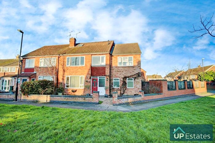 6 Bedroom Semi Detached House For Sale In Oddicombe Croft, Styvechale, Coventry, CV3