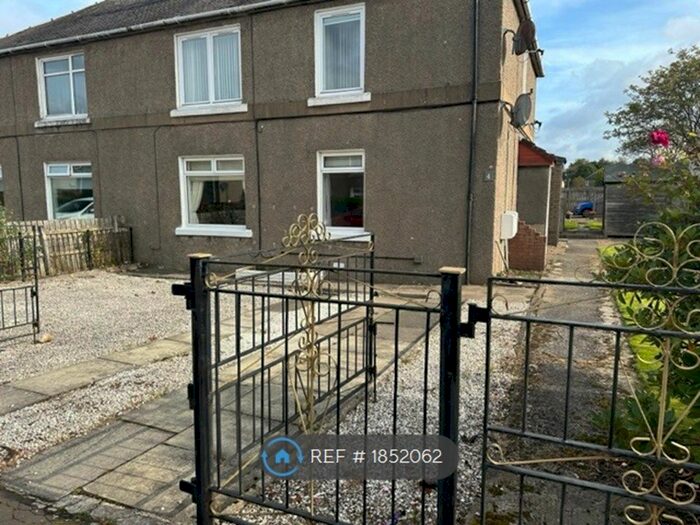 2 Bedroom Flat To Rent In India Drive, Inchinnan, Renfrew, PA4