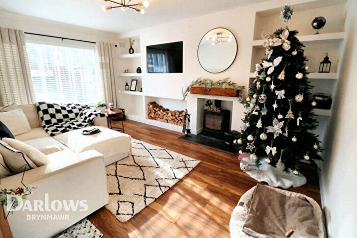 2 Bedroom Semi-Detached Bungalow For Sale In Canterbury Road, Ebbw Vale, NP23