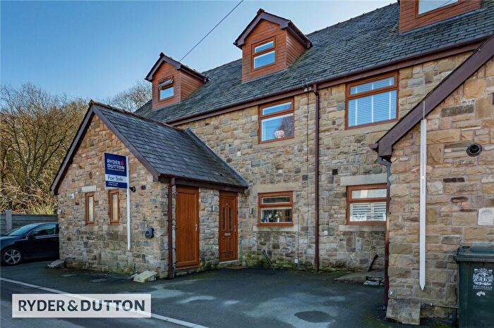 3 Bedroom Town House For Sale In Ashbourne Street, Norden, Rochdale, Greater Manchester, OL11