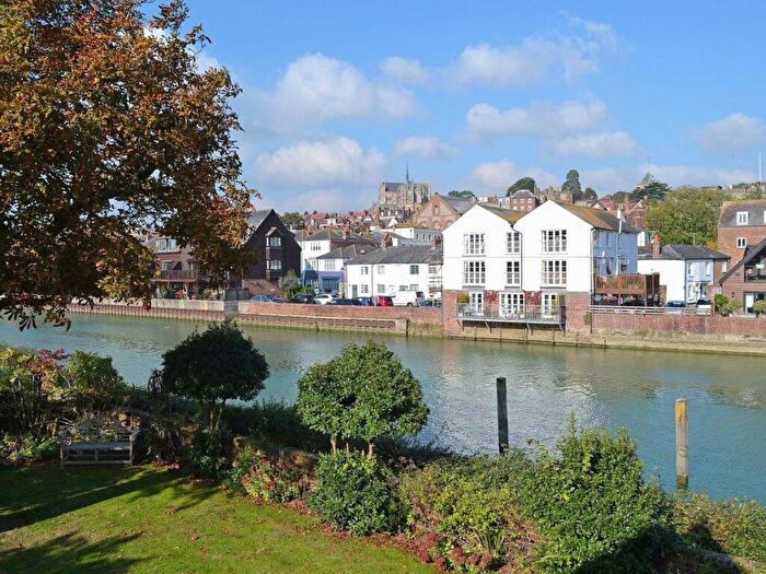 6 Bedroom Detached House For Sale In Fitzalan Road, Arundel, West Sussex, BN18