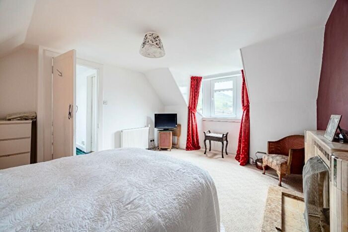 2 Bedroom Terraced House For Sale In Ben Arthur Pace, Lochgoilhead, PA24