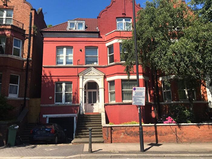 4 Bedroom Flat To Rent In Finchley Road, Hampstead, NW3