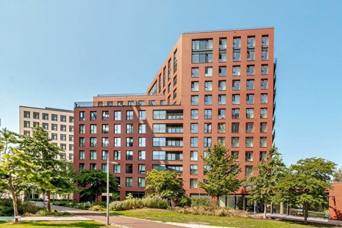 Flat For Sale In Botanic Square, City Island, E14