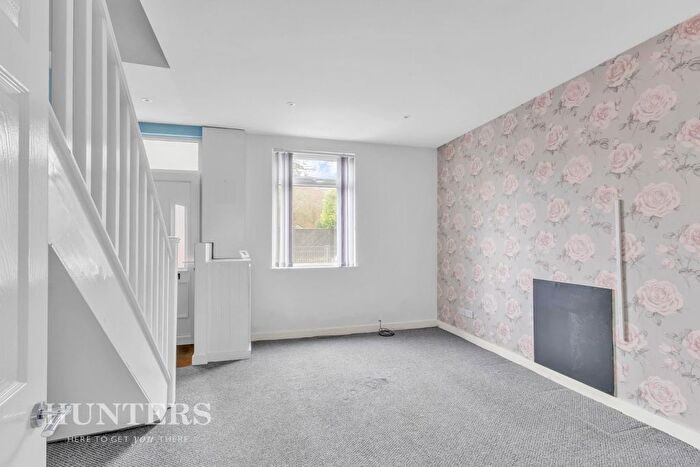 2 Bedroom Terraced House For Sale In Oldham Road, Royton, Oldham, OL2