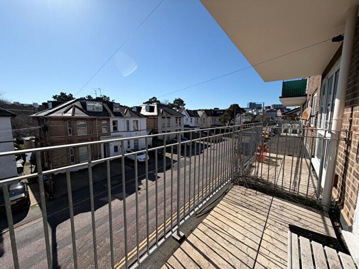 1 Bedroom Flat To Rent In Southcote Road, Bournemouth, BH1