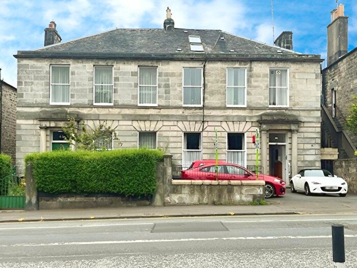 2 Bedroom Flat For Sale In Minto Street, Edinburgh, Midlothian, EH9