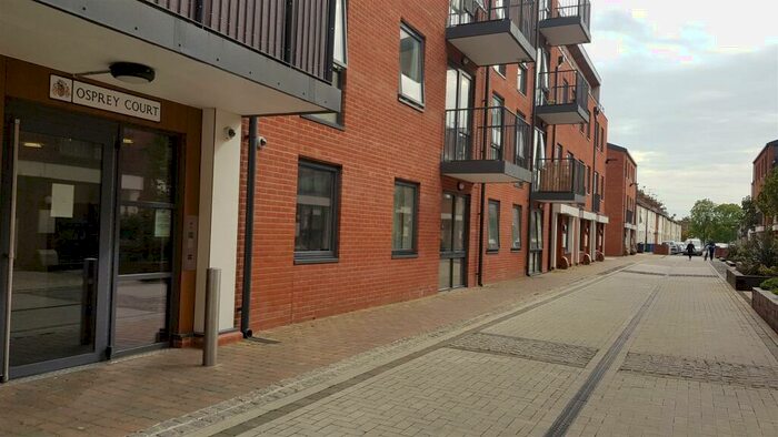 2 Bedroom Flat For Sale In Osprey Court, Barnard Square, Ipswich, IP2