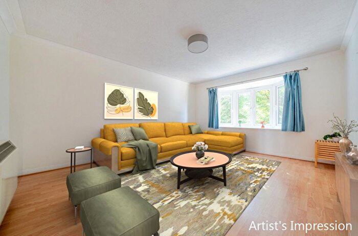 2 Bedroom Flat For Sale In Rossetti Road, London, SE16