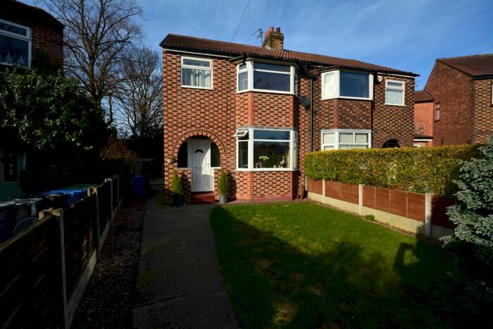 3 Bedroom Semi-Detached House To Rent In Ambleside Road, Urmston, M41