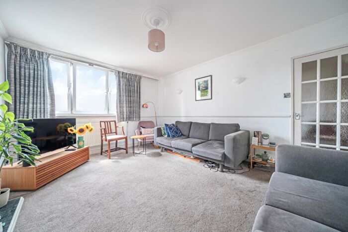3 Bedroom Flat For Sale In Radnor Street, Clerkenwell, London, EC1V