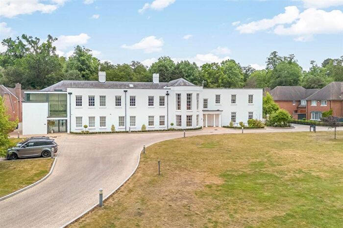 2 Bedroom Flat For Sale In West Common Road, Bromley, BR2