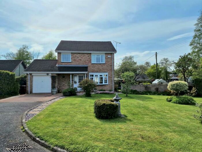 3 Bedroom Detached House For Sale In Ford Orchard, Lower Town, Sampford Peverell, Tiverton, EX16