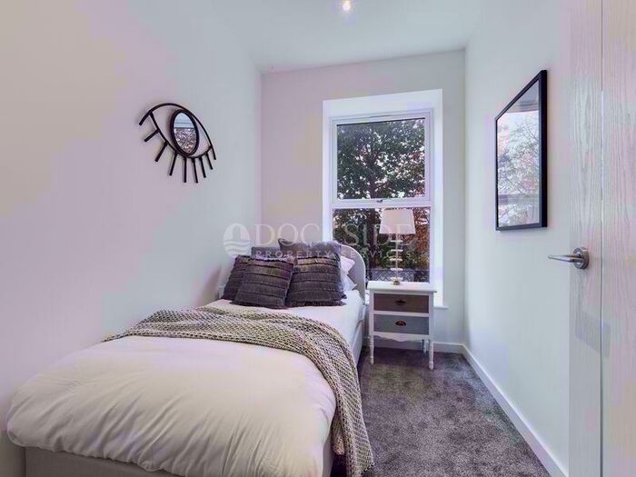 2 Bedroom Flat To Rent In Chatham Maritime, Chatham, ME4