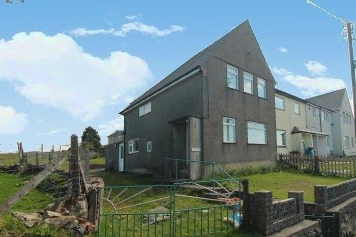 3 Bedroom End Of Terrace House For Sale In Rhosgadfan, Caernarfon, LL54