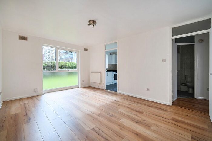 2 Bedroom Flat For Sale In Sunninghill Court, Bollo Bridge Road, London, W3
