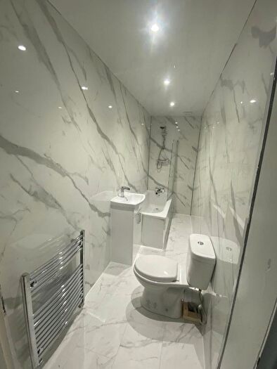 2 Bedroom Flat To Rent In Biggar Road, Motherwell, ML1