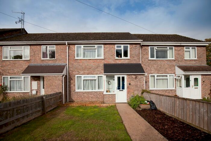 3 Bedroom Terraced House To Rent In St Johns Close, Tisbury, Salisbury, SP3