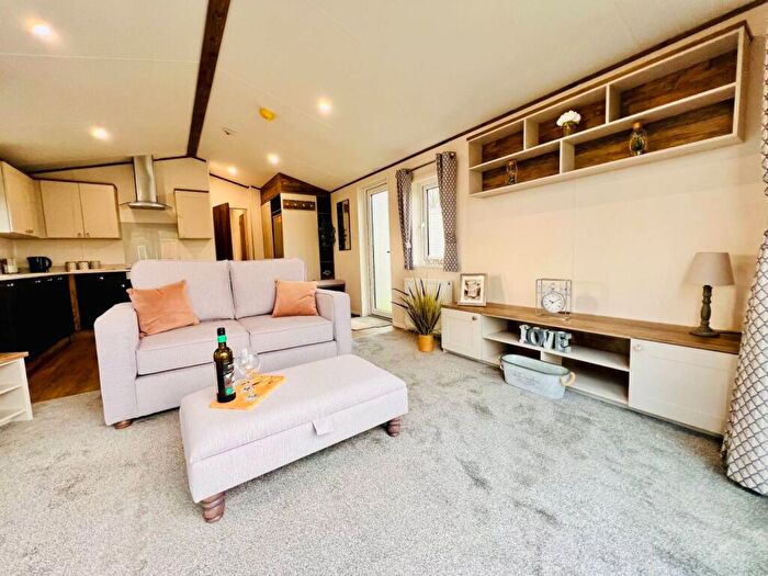 2 Bedroom Caravan For Sale In Bellingham, Hexham, NE48