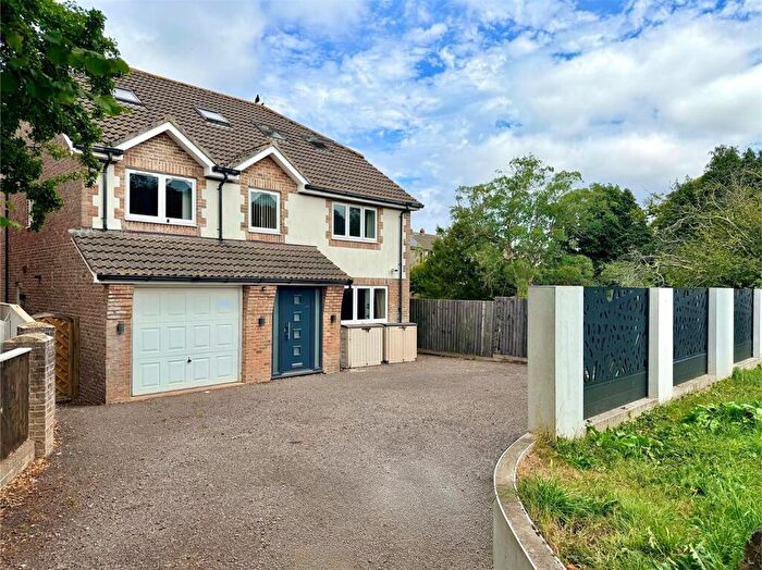6 Bedroom Detached House For Sale In Netton Close, Elburton, Plymouth, PL9