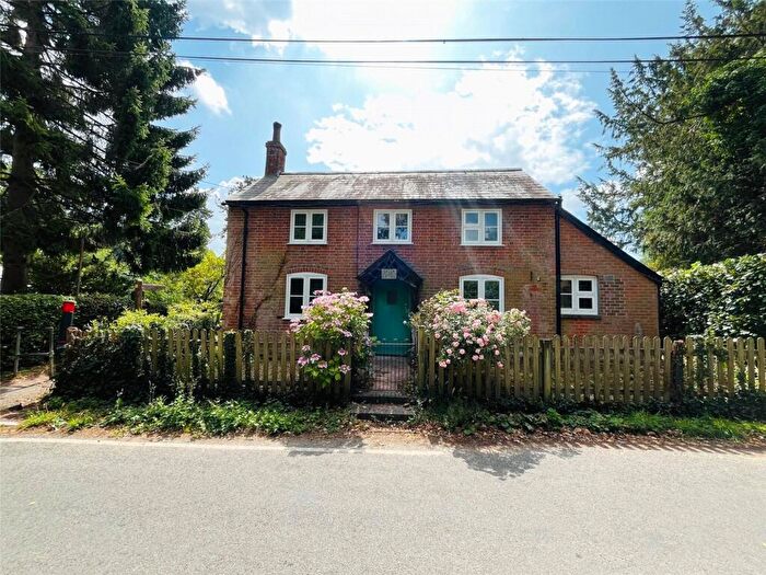 2 Bedroom Cottage To Rent In Damerham, Fordingbridge, SP6