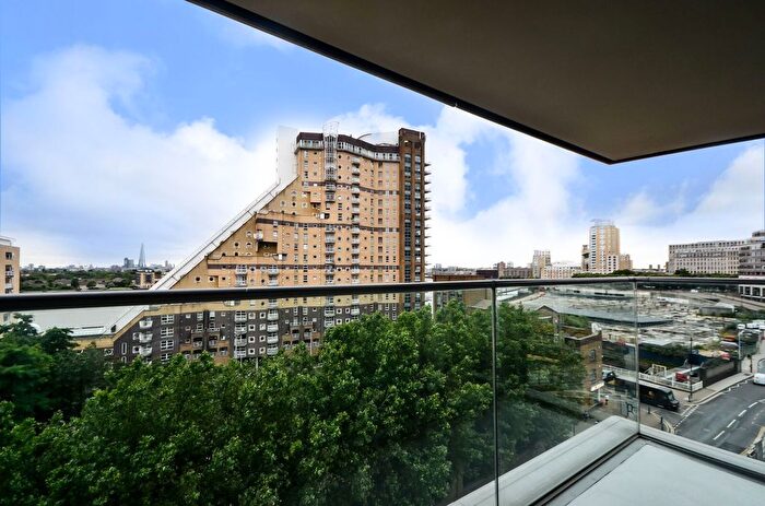 1 Bedroom Flat To Rent In Landmark West Tower, Canary Wharf, London, E14