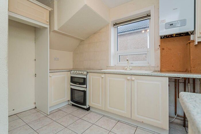2 Bedroom Semi-Detached Villa For Sale In Glamis Avenue, Elderslie, PA5