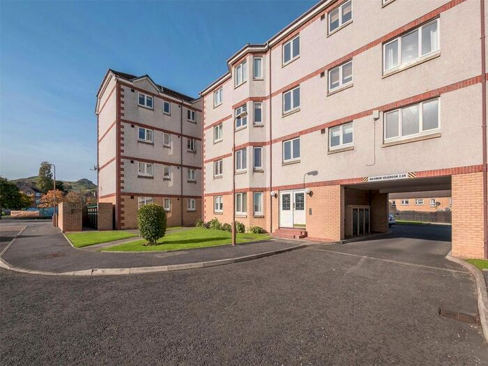 1 Bedroom Flat To Rent In Furcheons Park, Edinburgh, EH8