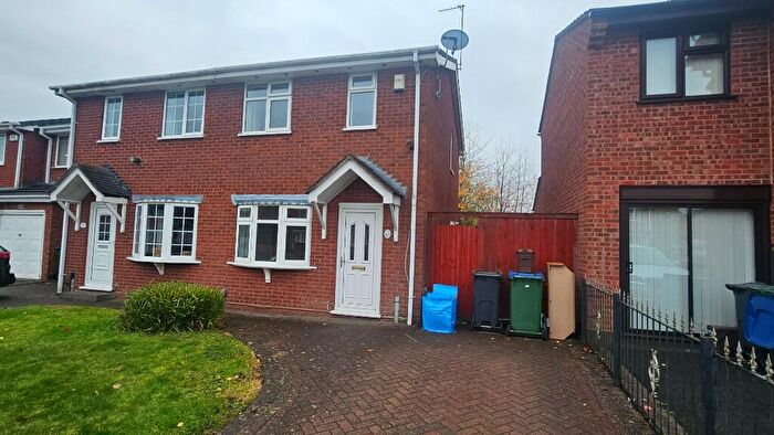 2 Bedroom Semi Detached House To Rent In Weston Drive, Tipton, West Midlands, DY4