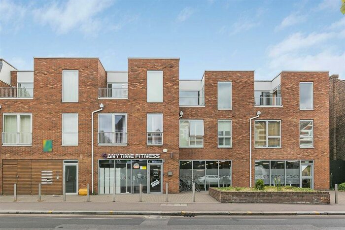 1 Bedroom Flat To Rent In Eva Apartments, High Road Leyton, Leyton, London, E10