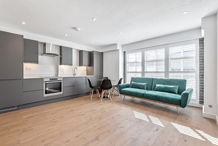 1 Bedroom Flat To Rent In Elm Grove, Wimbledon, London, SW19