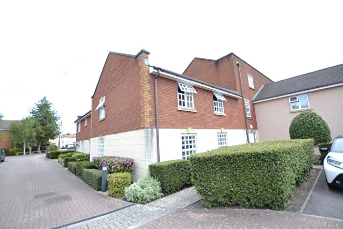 2 Bedroom Apartment For Sale In John Repton Gardens, Bristol, Somerset, BS10