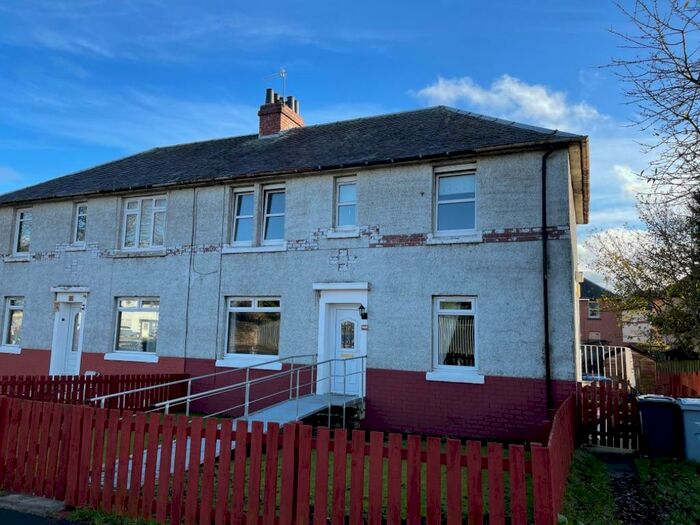 2 Bedroom Flat To Rent In Farm Road, Hamilton, South Lanarkshire, ML3