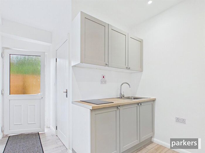 Studio To Rent In Elm Road, Reading, Berkshire, RG6