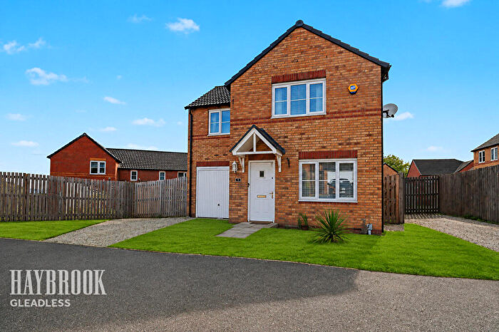 3 Bedroom Detached House For Sale In Church Field Grove, Sheffield, S2