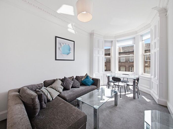 3 Bedroom Flat For Sale In / () Morningside Road, Edinburgh, EH10