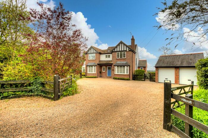 5 Bedroom Detached House For Sale In Woodhall Hill, Chignal Smealey, CM1