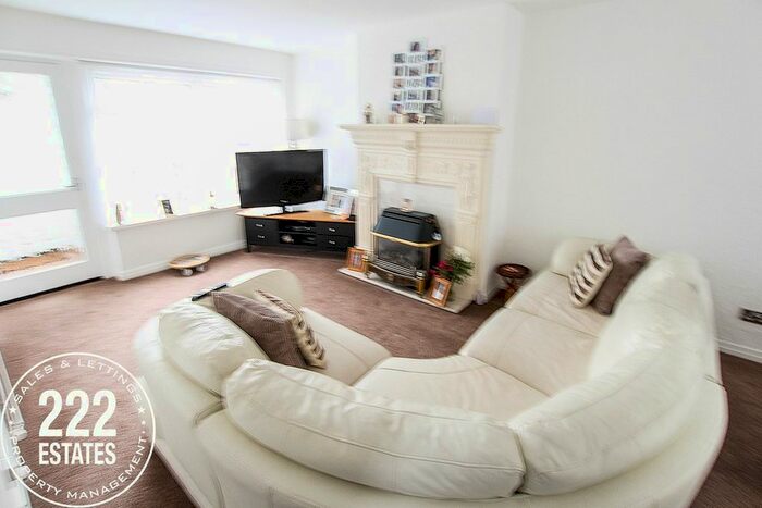 3 Bedroom Semi-Detached House To Rent In Worsborough Avenue, Great Sankey, Warrington, WA5