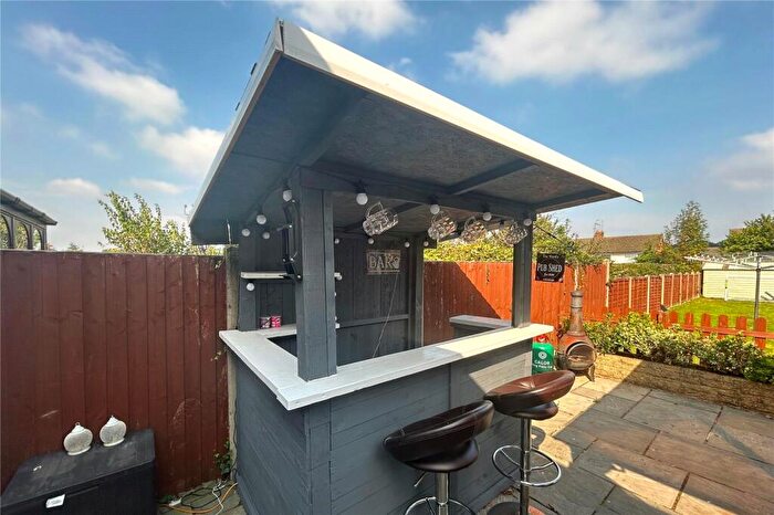 3 Bedroom Terraced House For Sale In Ewins Close, Ash, Surrey, GU12