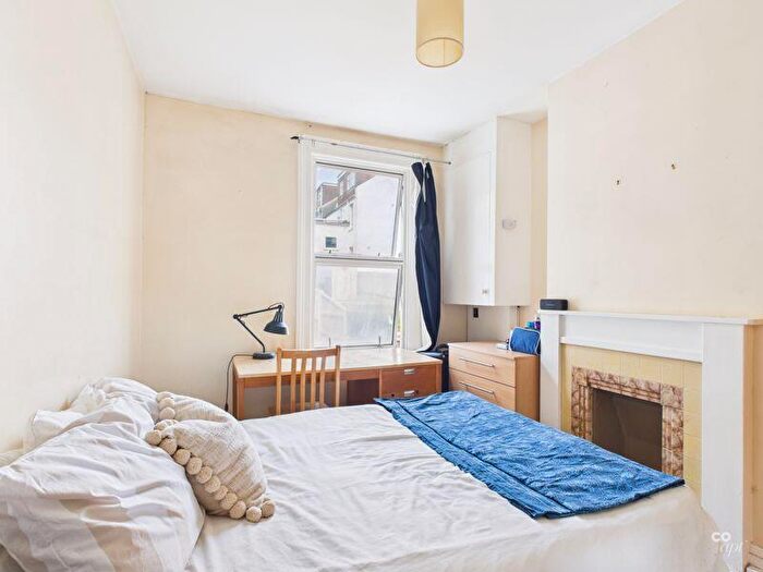 1 Bedroom Terraced House To Rent In Bear Road, Brighton, BN2